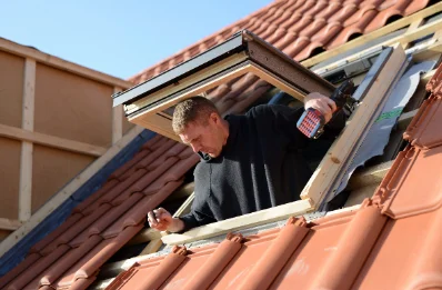 Pose de fenêtres de toit Velux à Tazilly